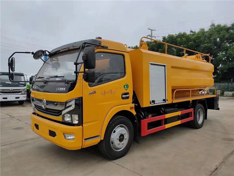 國六東風多利卡藍牌清洗吸污車為什么這么受歡迎？