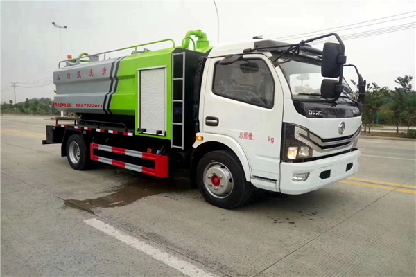 開清洗吸污車，做卑微打工人，做自己人生的奮斗者