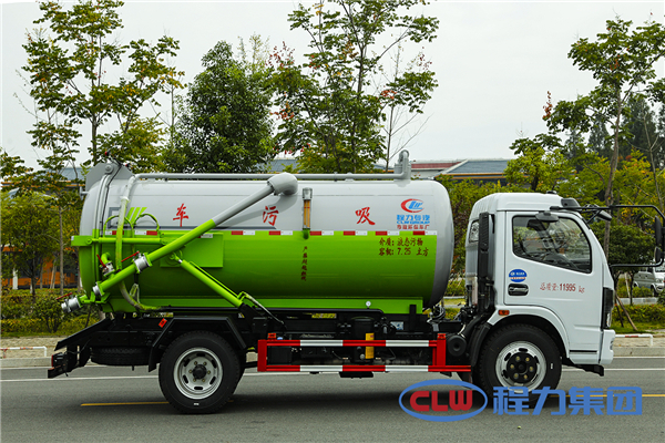 最常用的吸污車真空油泵和水循環泵的區別與作用