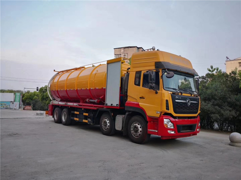 東風(fēng)天錦VR吸污車依靠國(guó)六環(huán)保動(dòng)力鏈保證管道暢通