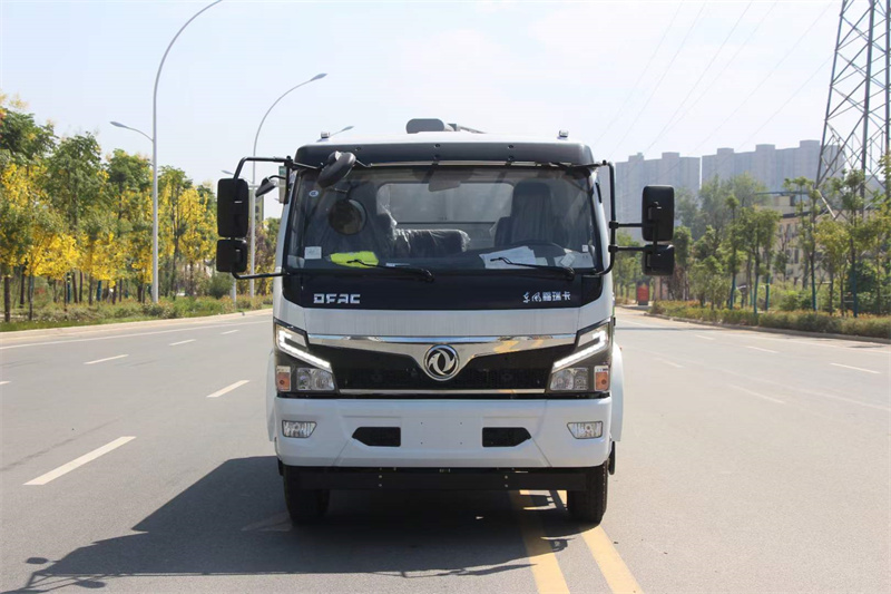 國六東風(fēng)福瑞卡8.5方吸糞車 國六東風(fēng)福瑞卡8.5方吸糞車