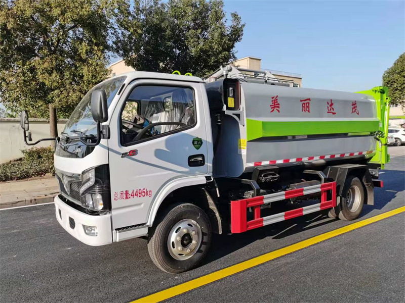 東風(fēng)福瑞卡6立方自裝卸式垃圾車(chē) 東風(fēng)福瑞卡6立方自裝卸式垃圾車(chē)