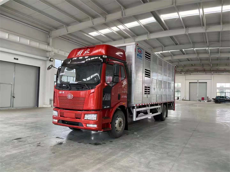 解放J6鋁合金畜禽運輸車 解放J6鋁合金畜禽運輸車