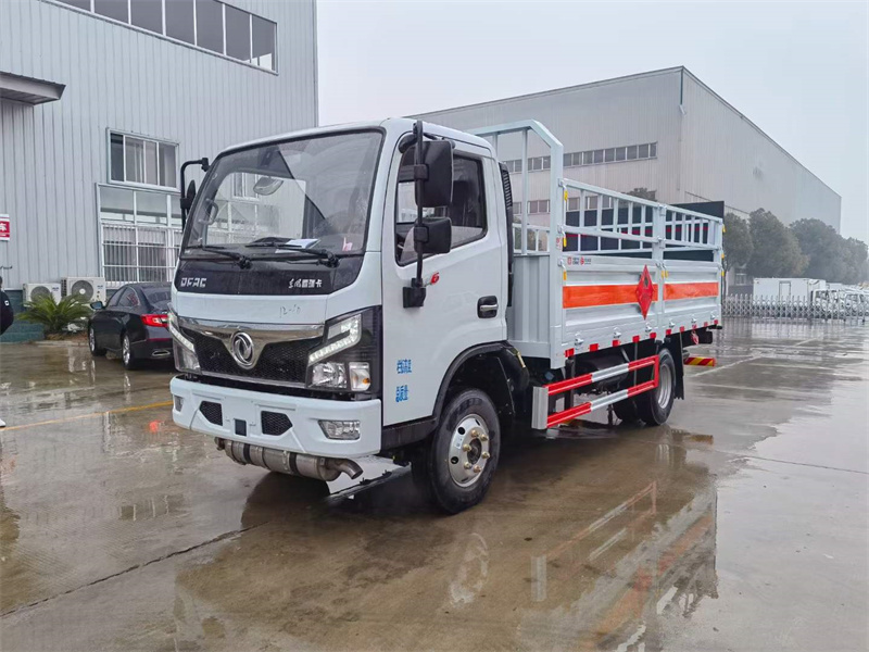 東風(fēng)福瑞卡F6黃牌氣瓶運輸車 東風(fēng)福瑞卡F6黃牌氣瓶運輸車