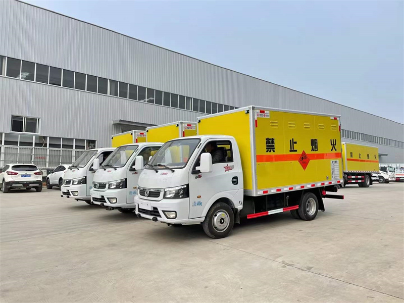 東風(fēng)途逸爆破器材運輸車 東風(fēng)途逸爆破器材運輸車