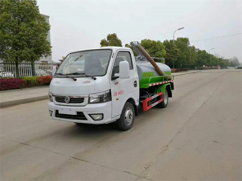 東風(fēng)途逸藍(lán)牌3噸吸糞車 東風(fēng)途逸藍(lán)牌3噸吸糞車