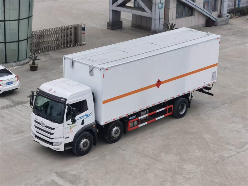 解放國六三軸危險品廂式運輸車 解放國六三軸危險品廂式運輸車