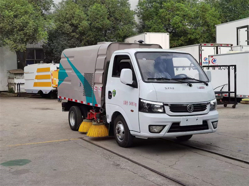 東風(fēng)途逸藍(lán)牌3噸掃路車 東風(fēng)途逸藍(lán)牌3噸掃路車