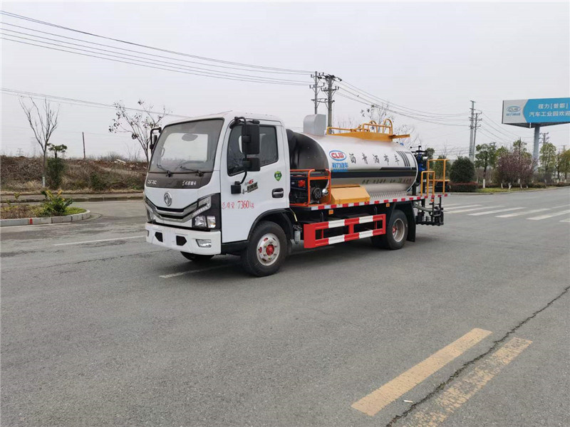4.2方智能型瀝青灑布車 4.2方智能型瀝青灑布車
