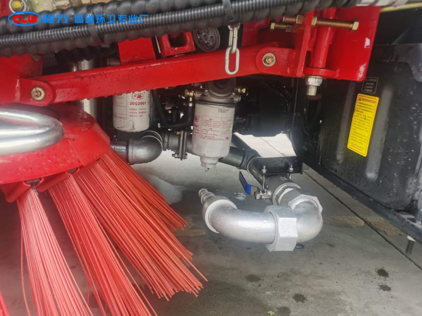 掃路車、洗掃車、吸塵車、干掃車到底有什么區別