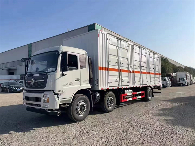 東風(fēng)天錦9米雜項危險物品廂式運輸車 東風(fēng)天錦9米雜項危險物品廂式運輸車