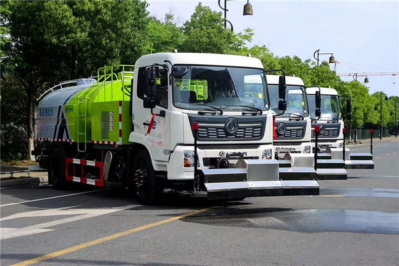 東風(fēng)天錦10方路面高壓清洗車 東風(fēng)天錦10方路面高壓清洗車