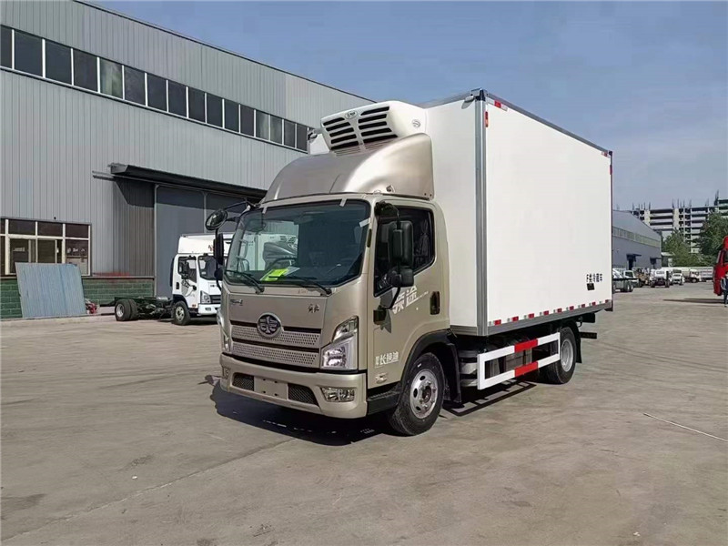 藍牌解放寬體領途冷藏車  藍牌解放寬體領途冷藏車
