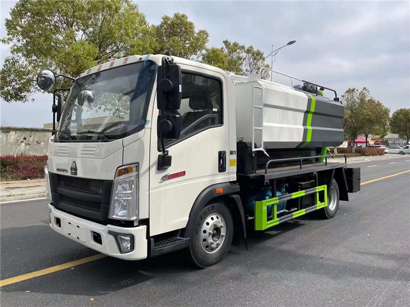 程力小型藍牌2+4清洗吸污車 程力小型藍牌2+4清洗吸污車