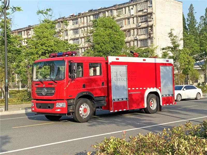 國六東風D9六噸水罐泡沫消防車 國六東風D9六噸水罐泡沫消防車