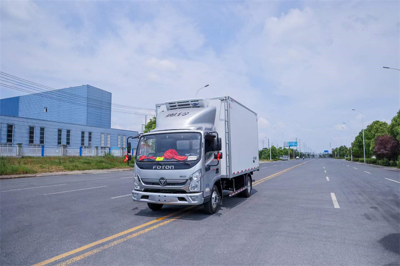 國六奧鈴速運肉鉤冷藏車 國六奧鈴速運肉鉤冷藏車