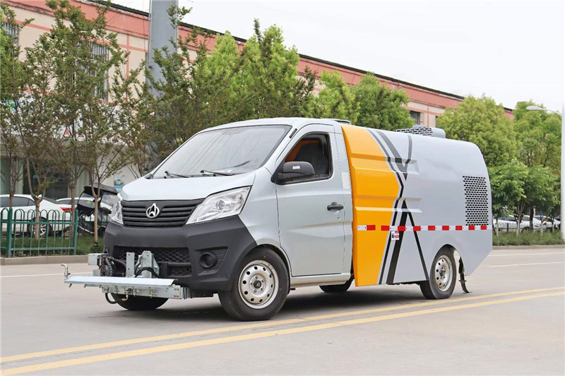 國(guó)六長(zhǎng)安小型路面養(yǎng)護(hù)車 國(guó)六長(zhǎng)安小型路面養(yǎng)護(hù)車