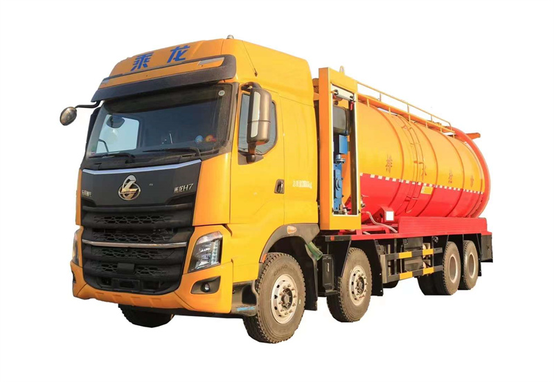 33方柳汽乘龍8X4清洗吸污車 33方柳汽乘龍8X4清洗吸污車